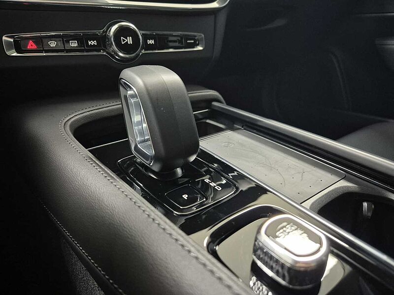 Volvo Plus, B5 마일드 하이브리드, 가솔린