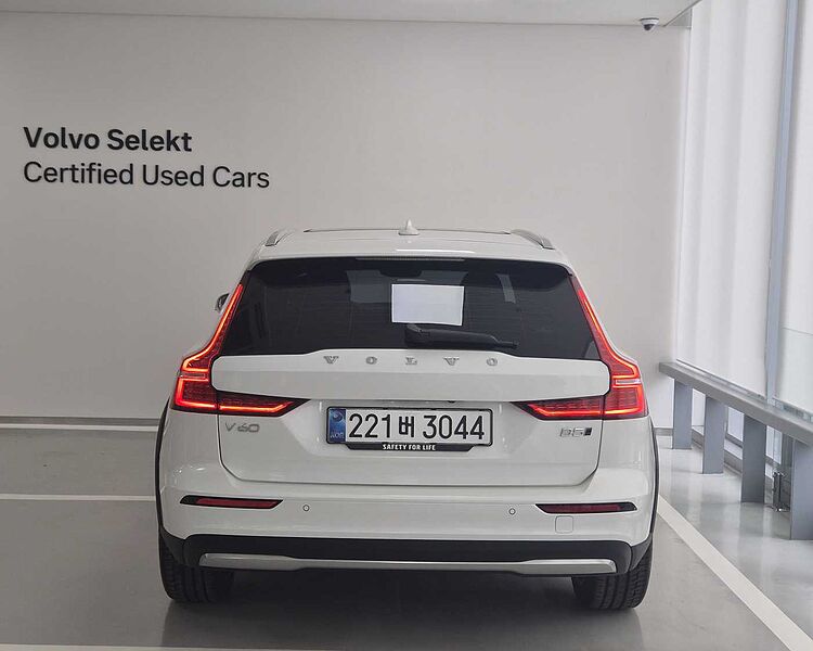 Volvo Ultra, B5 AWD 마일드 하이브리드, 가솔린, 브라이트