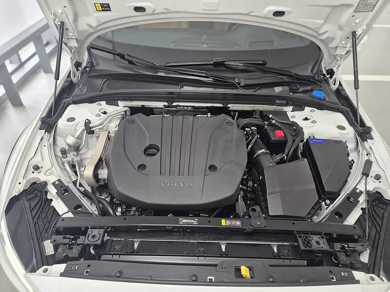 Volvo Ultra, B5 AWD 마일드 하이브리드, 가솔린, 브라이트