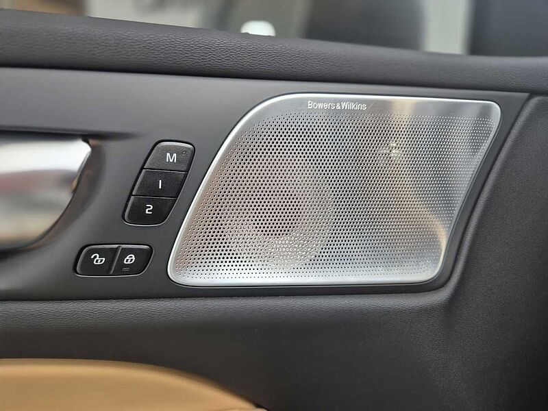 Volvo Ultra, B5 AWD 마일드 하이브리드, 가솔린, 브라이트