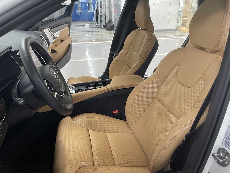 Volvo Ultra, B5 AWD 마일드 하이브리드, 가솔린, 브라이트