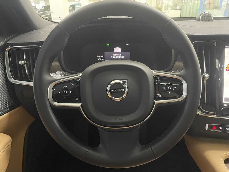 Volvo Ultra, B5 AWD 마일드 하이브리드, 가솔린, 브라이트