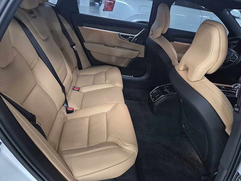 Volvo Ultimate, B5 마일드 하이브리드, 가솔린, 브라이트