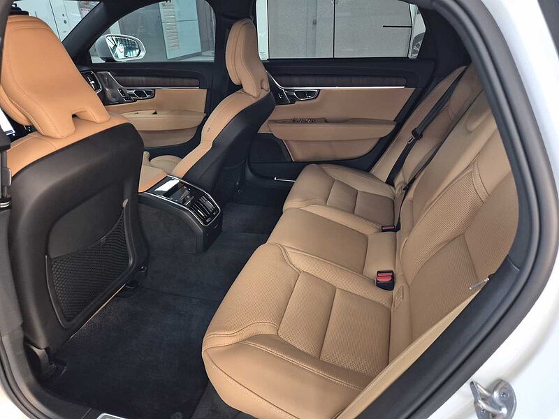 Volvo Ultimate, B5 마일드 하이브리드, 가솔린, 브라이트