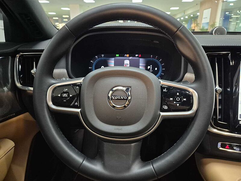 Volvo Ultimate, B5 마일드 하이브리드, 가솔린, 브라이트