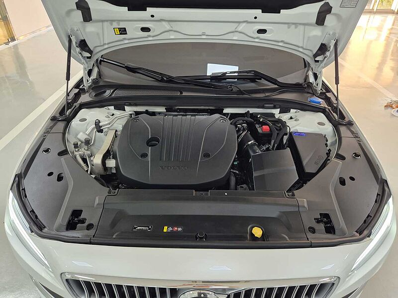 Volvo Ultimate, B5 마일드 하이브리드, 가솔린, 브라이트