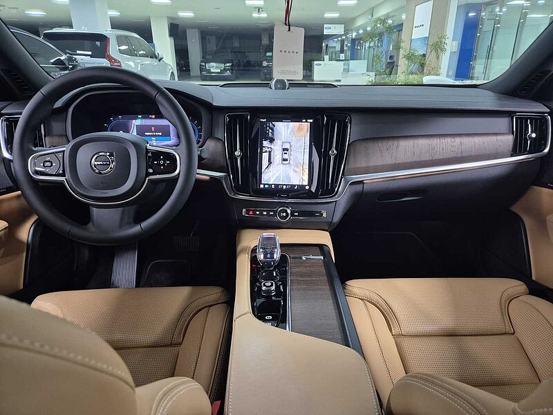 Volvo Ultimate, B5 마일드 하이브리드, 가솔린, 브라이트