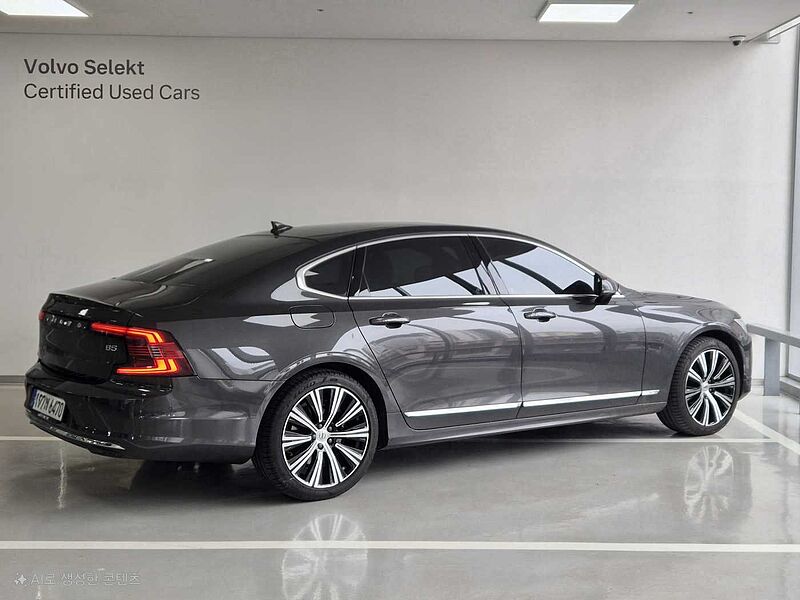 Volvo Ultimate, B5 마일드 하이브리드, 가솔린, 브라이트