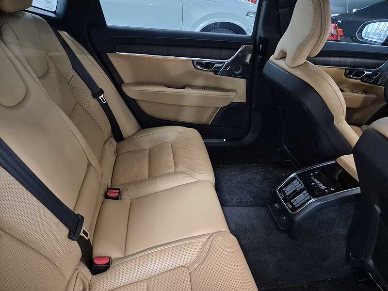 Volvo Ultimate, B5 마일드 하이브리드, 가솔린, 브라이트