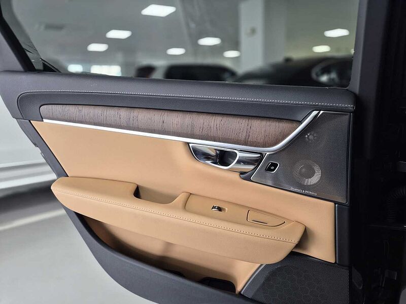 Volvo Ultimate, B5 마일드 하이브리드, 가솔린, 브라이트