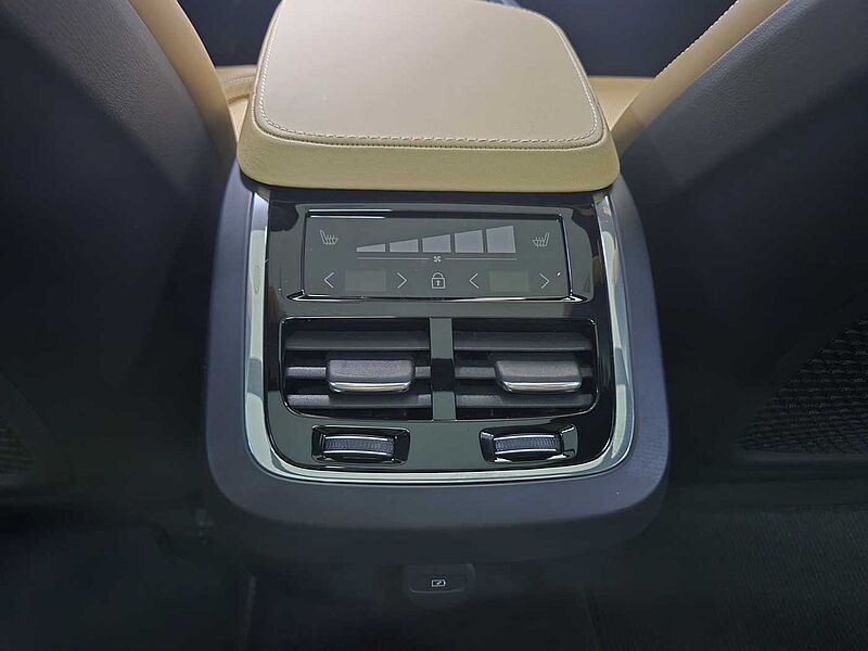 Volvo Ultra, B5 AWD 마일드 하이브리드, 가솔린, 브라이트