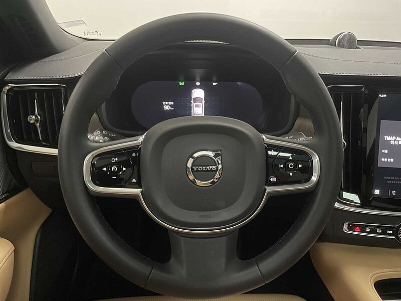 Volvo Ultimate, B5 마일드 하이브리드, 가솔린, 브라이트