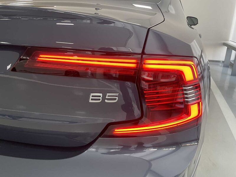 Volvo Ultimate, B5 마일드 하이브리드, 가솔린, 브라이트