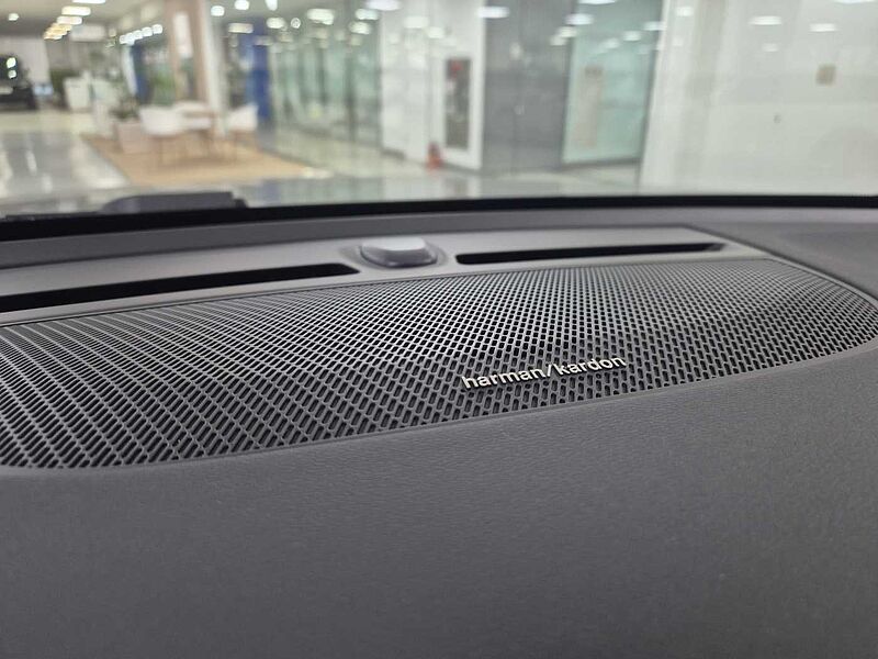 Volvo Ultra, B4 AWD 마일드 하이브리드, 가솔린, 브라이트