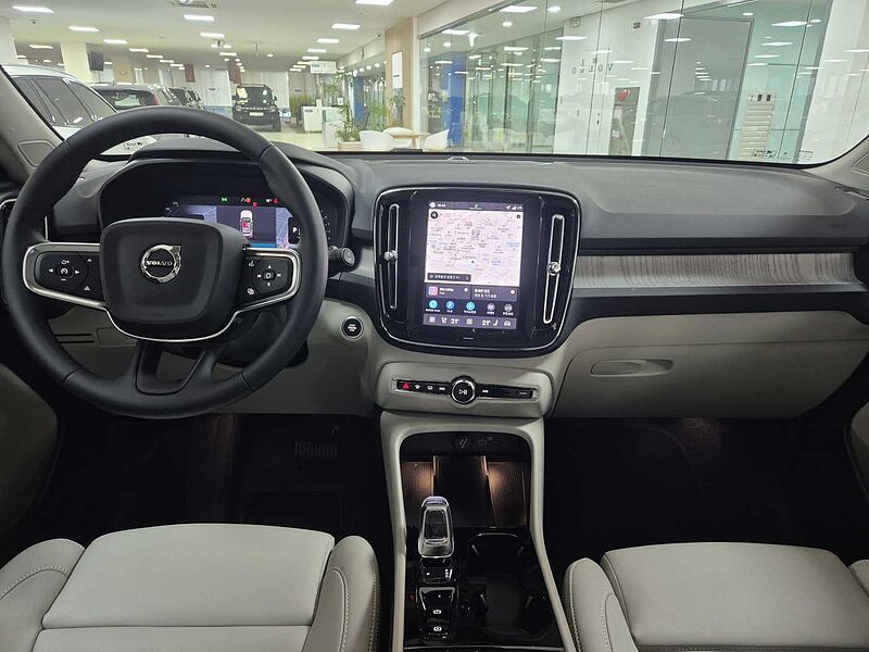 Volvo Ultra, B4 AWD 마일드 하이브리드, 가솔린, 브라이트