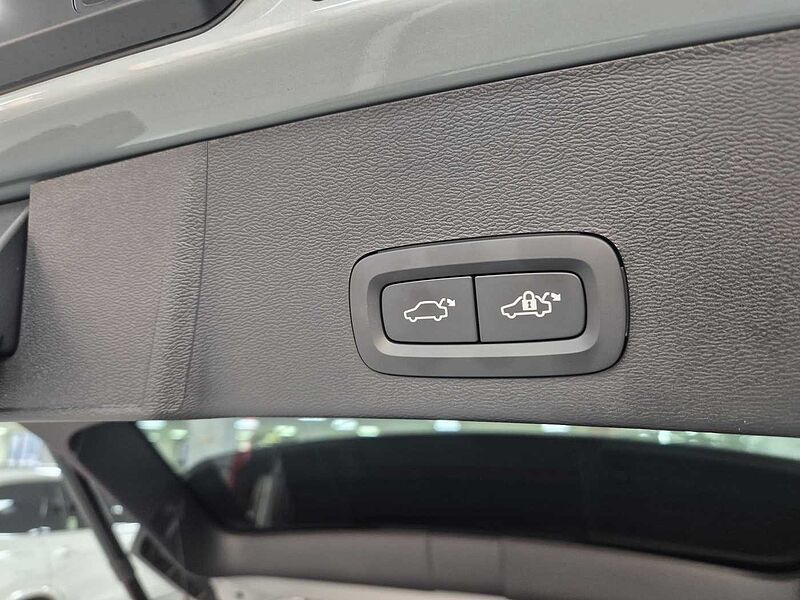 Volvo Ultra, B4 AWD 마일드 하이브리드, 가솔린, 브라이트