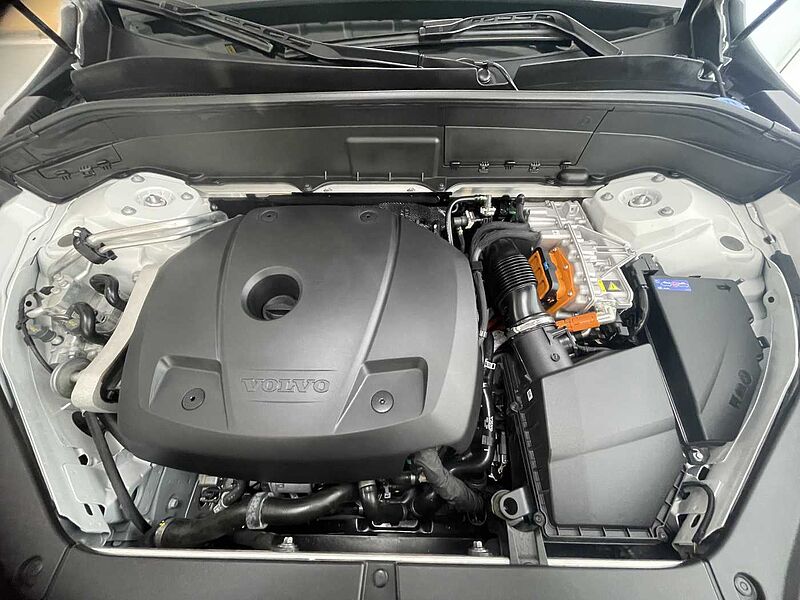 Volvo Ultra, T8 AWD 플러그-인 하이브리드, 전기/가솔린, 브라이트, 7 좌석