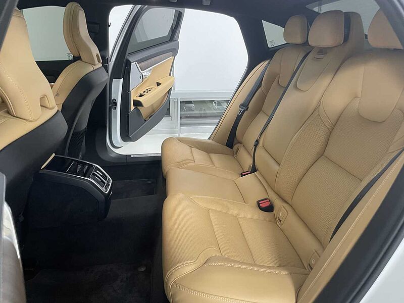 Volvo Ultimate, B5 마일드 하이브리드, 가솔린, 브라이트