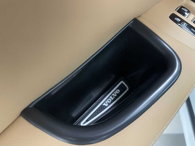 Volvo Ultimate, B5 마일드 하이브리드, 가솔린, 브라이트