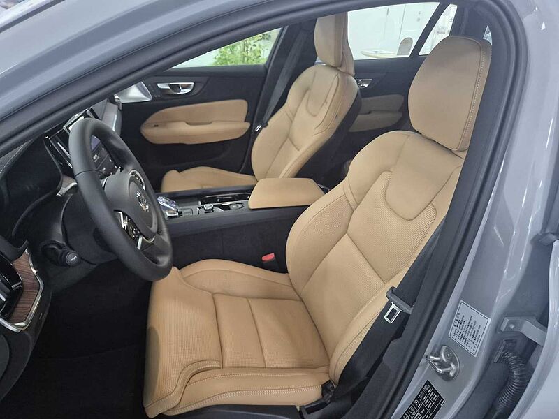 Volvo Ultra, B5 AWD 마일드 하이브리드, 가솔린, 브라이트