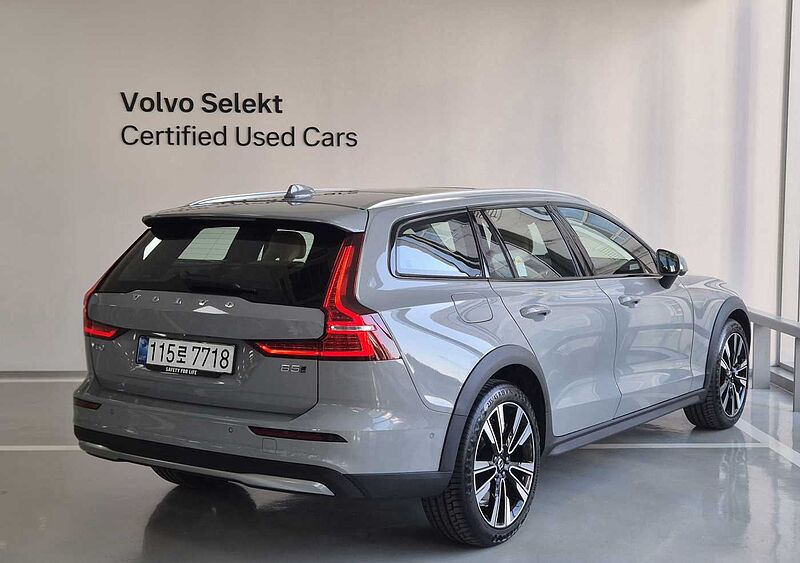 Volvo Ultra, B5 AWD 마일드 하이브리드, 가솔린, 브라이트