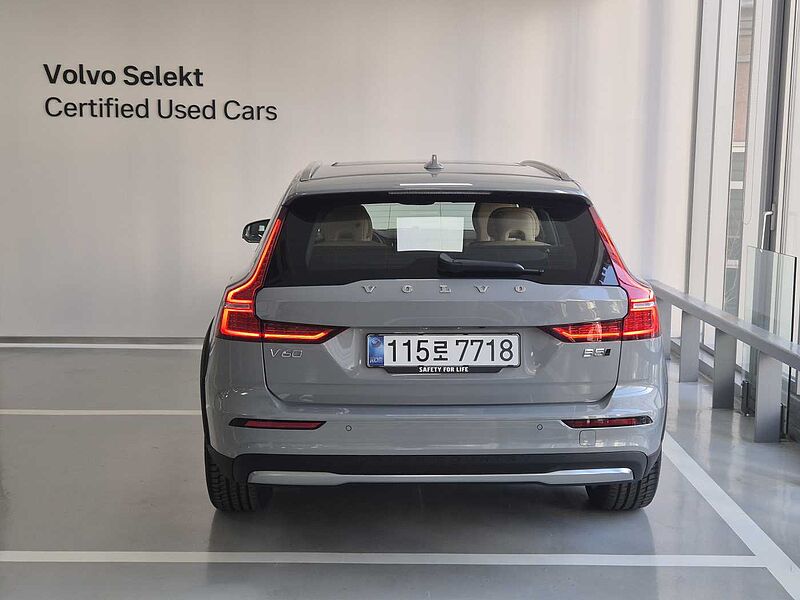 Volvo Ultra, B5 AWD 마일드 하이브리드, 가솔린, 브라이트